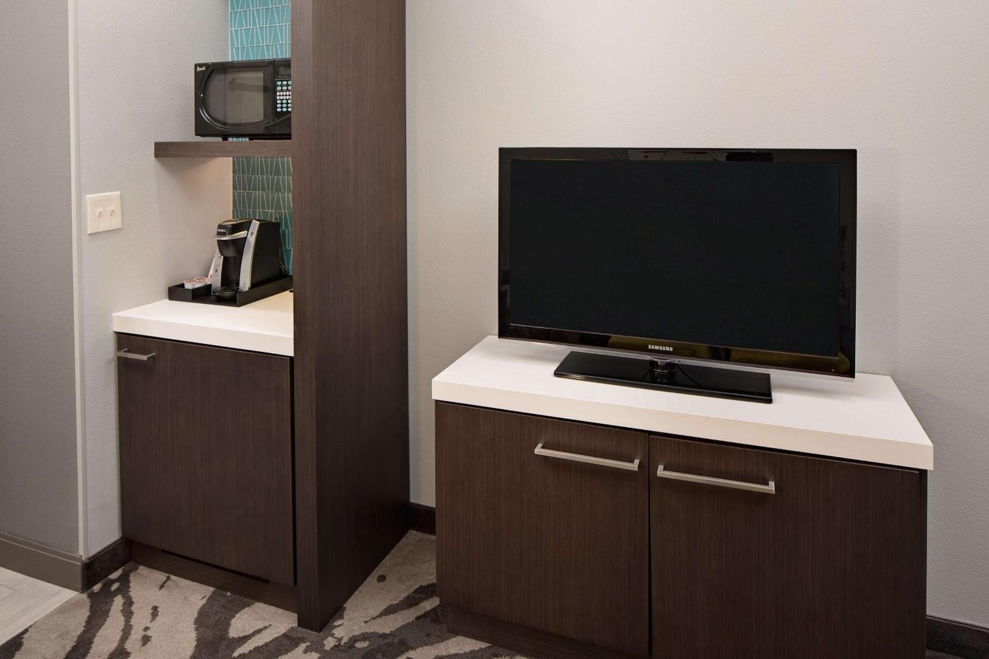 Hilton Garden Inn Dfw Airport South Ирвинг Экстерьер фото